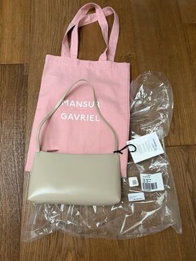 Mansur Gavriel Neutral Leather Shoulder Bag in Light Taupe